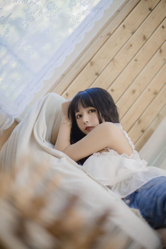 黑猫猫OvO 客厅 [16P]