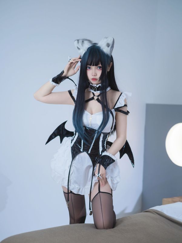 洛桑w伊梓 – 猫耳小恶魔 [41P] - 机器猫次元