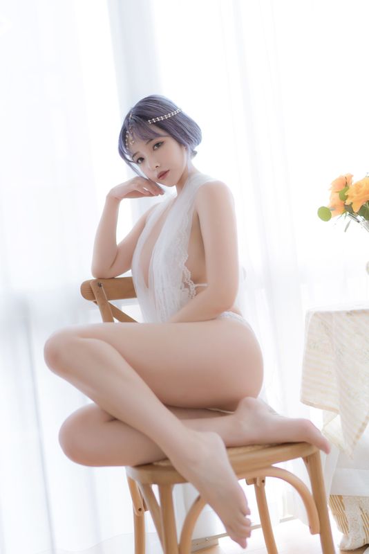 雯妹 – 白色希腊 [36P] - 机器猫次元