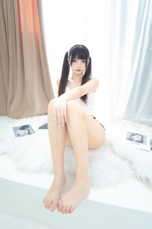 神楽板真冬 之牛仔兔兔 [75P] - 机器猫次元