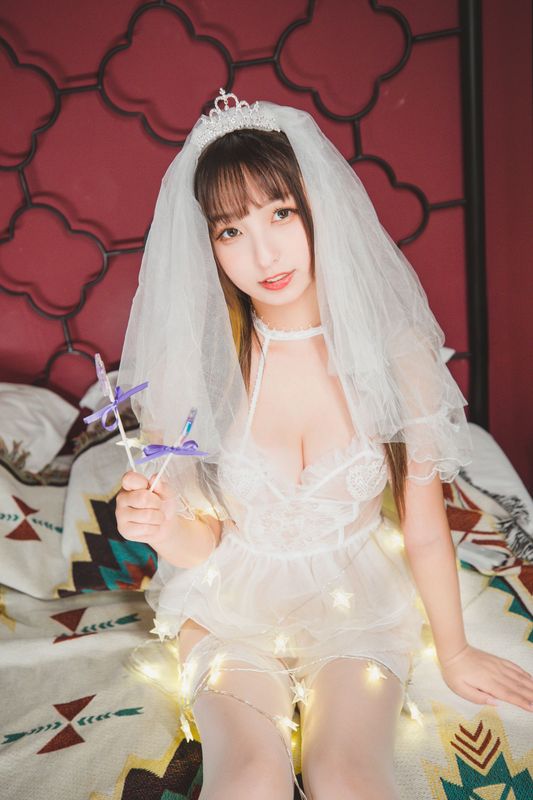 神楽板真冬 – 光の囁き-光の修女 [150P] - 机器猫次元