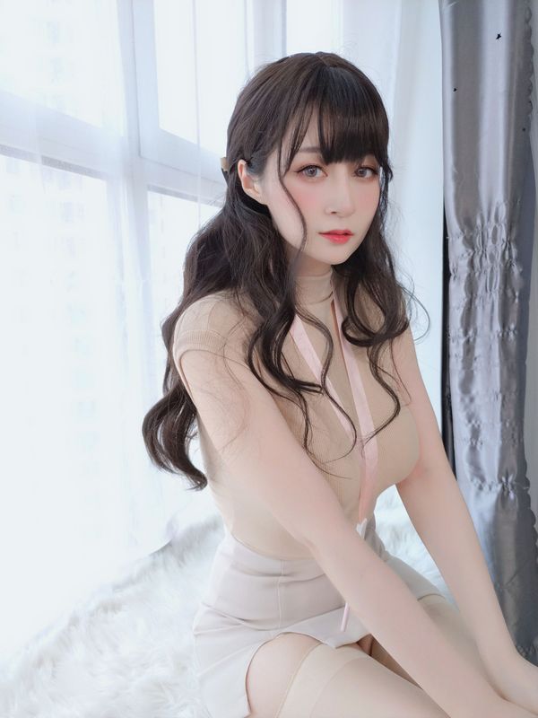 白银 – 会社の後輩 [19P] - 机器猫次元