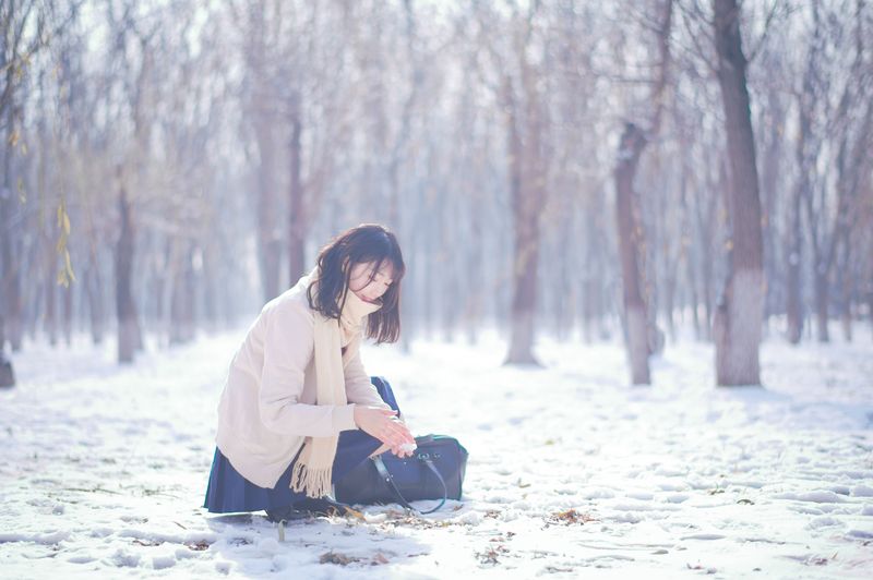 周叽是可爱兔兔 – 雪景JK [15P]