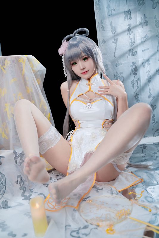 miko酱ww – 洛天依旗袍 [30P] - 机器猫次元