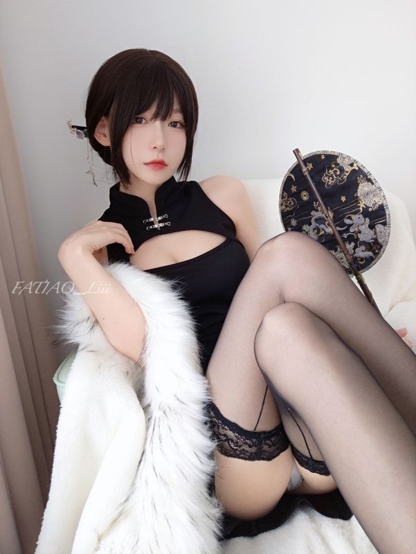 迷之呆梨(发条少女)[fantia] 20230320 優雅 [19P] - 机器猫次元