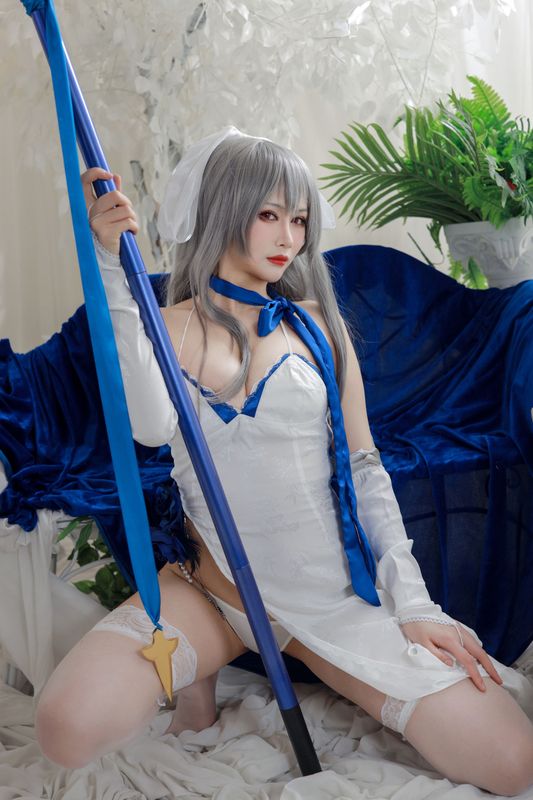 兔胖胖min – 路易九世礼服 [37P] - 机器猫次元