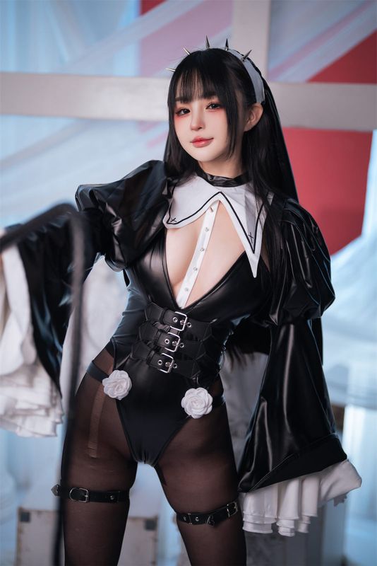 桜井宁宁 – 皮衣修女 [60P] - 机器猫次元
