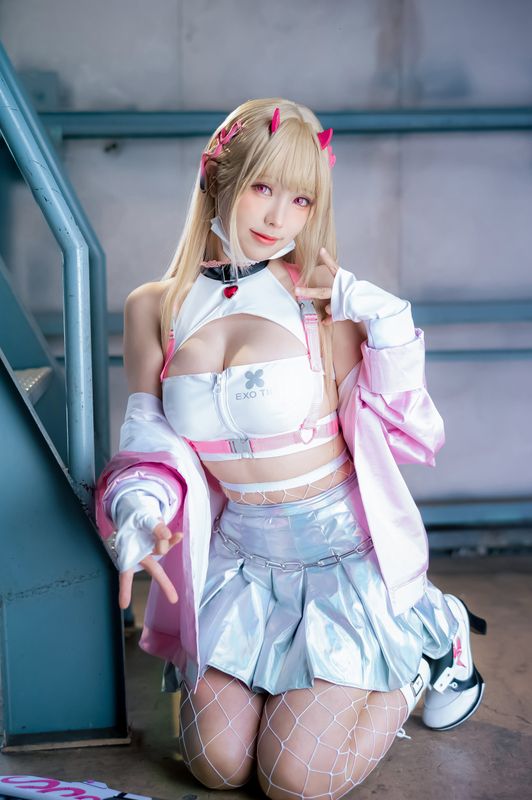 Ely_eee(ElyEE子) – Viper special 毒蛇特別版 [37P] - 机器猫次元