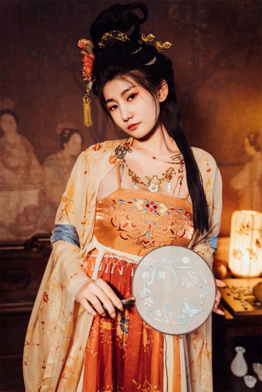 星澜是澜澜叫澜妹呀 – 宫廷春欲晚 [90P] - 机器猫次元