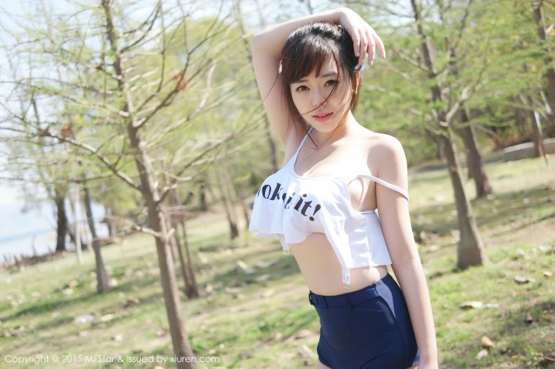 刘飞儿Faye《大理旅拍》爆乳人气嫩模 模范学院 Vol.003 - 机器猫次元