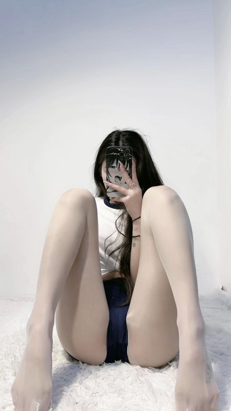 陈佩奇yyyy – 红色丘比特 [104P] - 机器猫次元