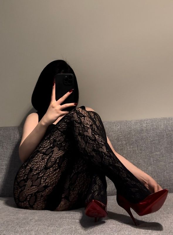 保守的二舅妈 – 欲望蕾丝 [19P]