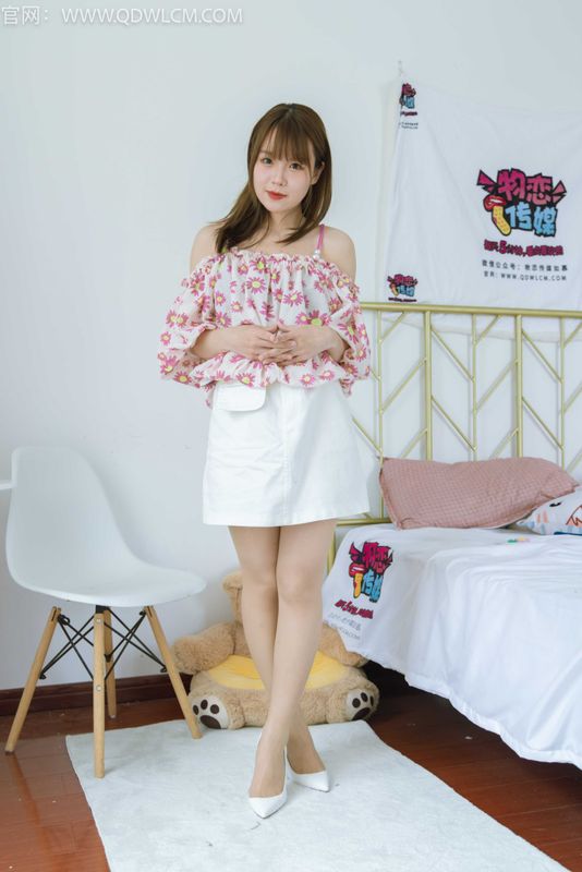 物恋传媒 NO.1294 小水-二十亿光年的孤独 [140P]