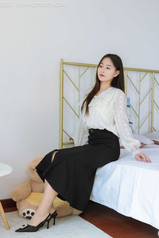 物恋传媒 NO.1334 美兔-好久不见 [151P] - 机器猫次元