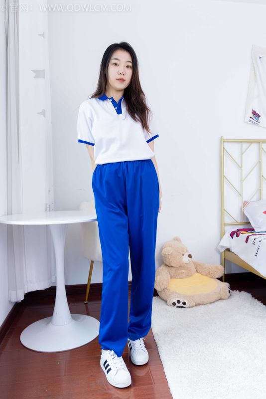 物恋传媒 NO.1585 芒果-新人驾到 [156P-1V-3.38G] - 机器猫次元