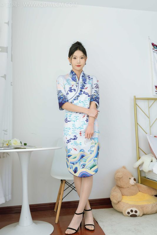 物恋传媒 NO.1670 小竹-扶摇直上 [150P-1V-4.17G] - 机器猫次元