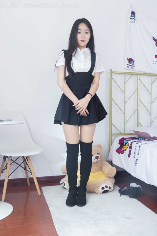 物恋传媒 NO.1671 美兔-办公的一天（盲盒1） [200P-1V-4.39G] - 机器猫次元