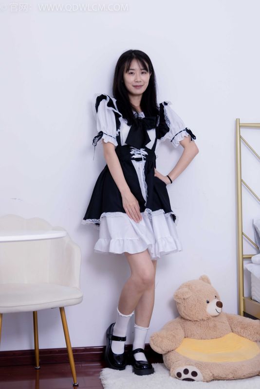 物恋传媒 NO.1674 菜菜-春夏秋冬 [220P-1V-4.77G] - 机器猫次元
