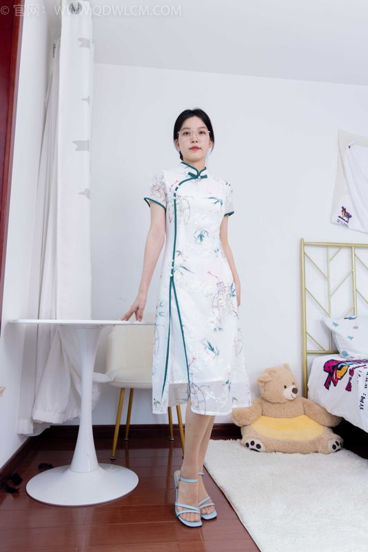 物恋传媒 NO.1678 茯苓-黄昏里渐暗 [150P-1V-5.98G] - 机器猫次元