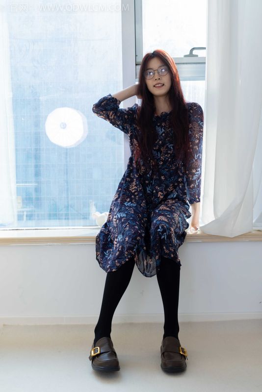 物恋传媒 NO.1820 茯苓-离别开出花 [160P-1V-3.99G] - 机器猫次元