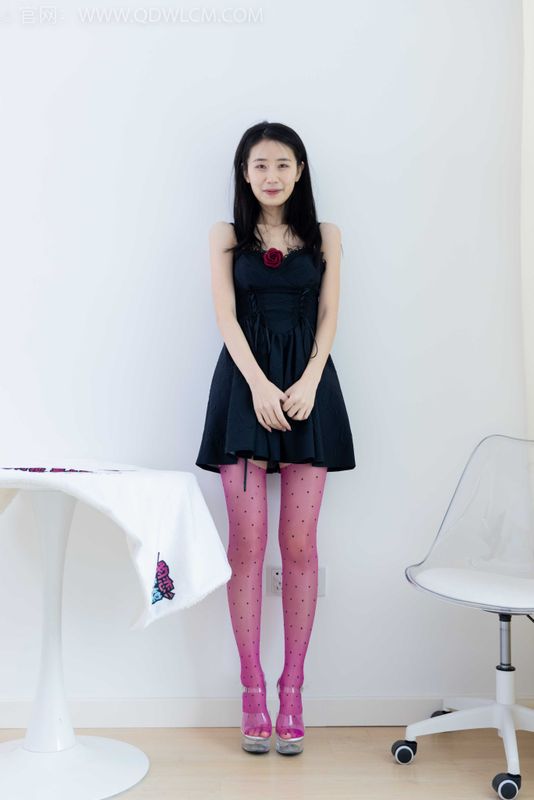 物恋传媒 NO.1885 菜菜-小小的感动 [160P-1V-4.23G] - 机器猫次元