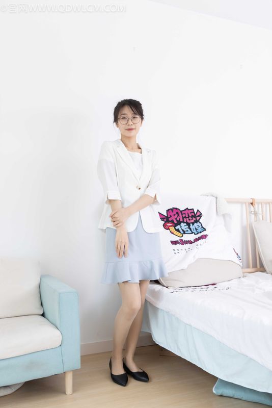 物恋传媒 NO.1994 菜菜-一轮明月 [170P-1V-4.4G] - 机器猫次元