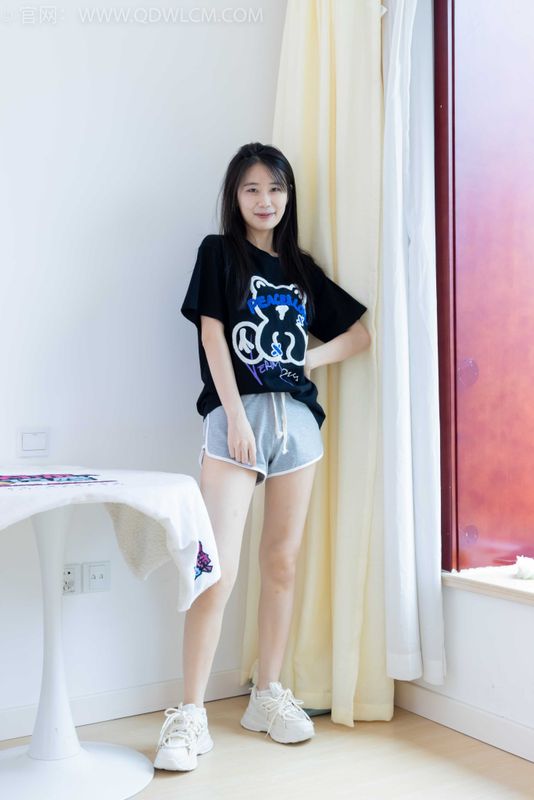 物恋传媒 NO.2062 菜菜-侧脸很美 [220P] - 机器猫次元
