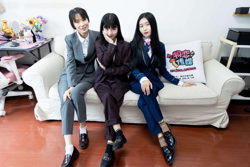 物恋传媒 NO.2074 菜菜&米米&绒绒-我们的秘密 [178P] - 机器猫次元
