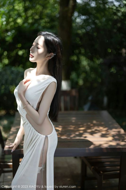 XIAOYU 语画 Vol.1082 王馨瑶yanni 黑色情趣内衣贵州旅拍 [87P] - 机器猫次元