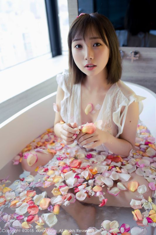枝恩《短发百变大美女》 秀人网XIUREN No.981 - 机器猫次元