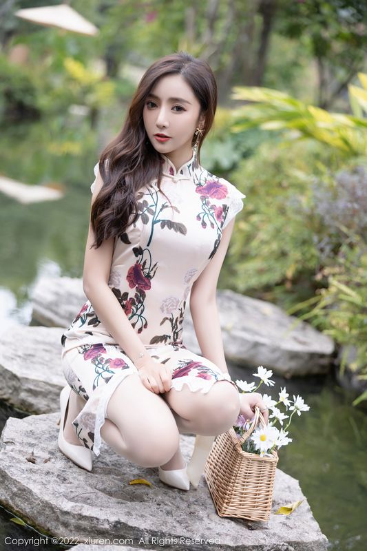 秀人网 No.4688 王馨瑶yanni 旗袍美腿丝袜写真 - 机器猫次元