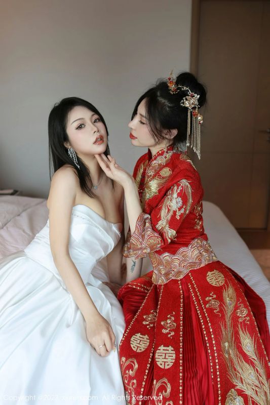 XiuRen 秀人 No.6957 曼柔两位性感女神模特合集写真 [86P] - 机器猫次元