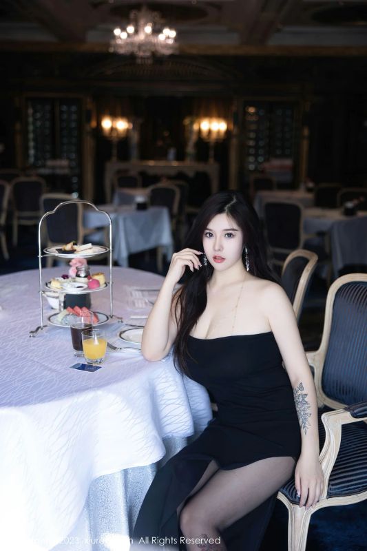 XiuRen 秀人 No.6973 周思乔Betty巨乳黑色露肩短裙性感私房 [81P] - 机器猫次元