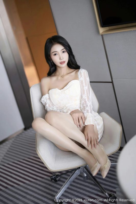 XiuRen 秀人 No.6974 苏苏阿 白色比基尼性感写真1 [82P] - 机器猫次元