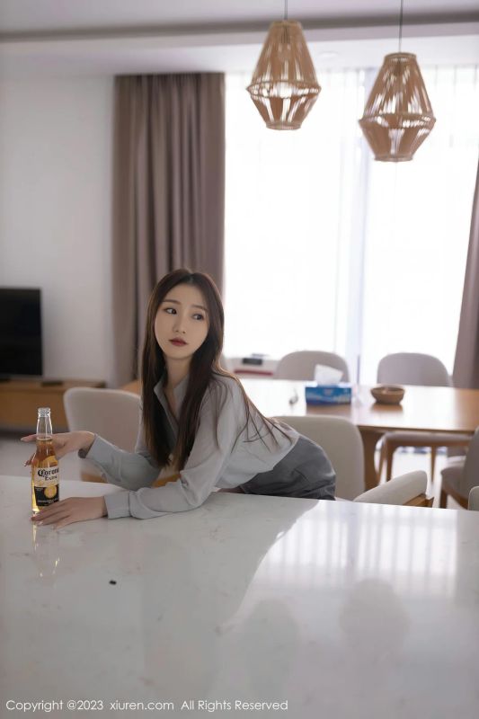 XiuRen 秀人 No.6989 杏子Yada “醉酒”主题拍摄性感写真1 [81P] - 机器猫次元