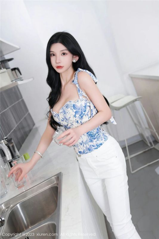 XiuRen 秀人 No.7225 周于希Sally 主题《可以给我你的微信嘛？》厦门旅拍 [103P] - 机器猫次元