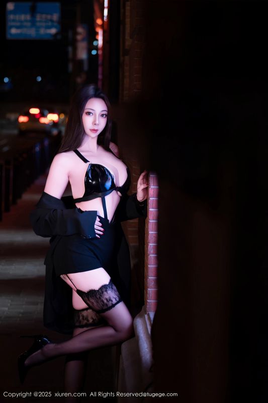 秀人网 果儿Victoria Vol.10899 [72P]