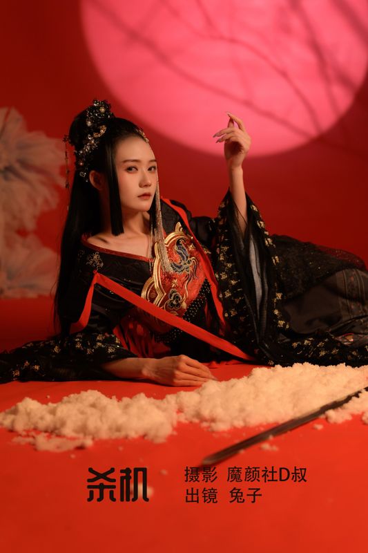 兔子Zzz不吃胡萝卜 – 《杀机》[24P] - 机器猫次元