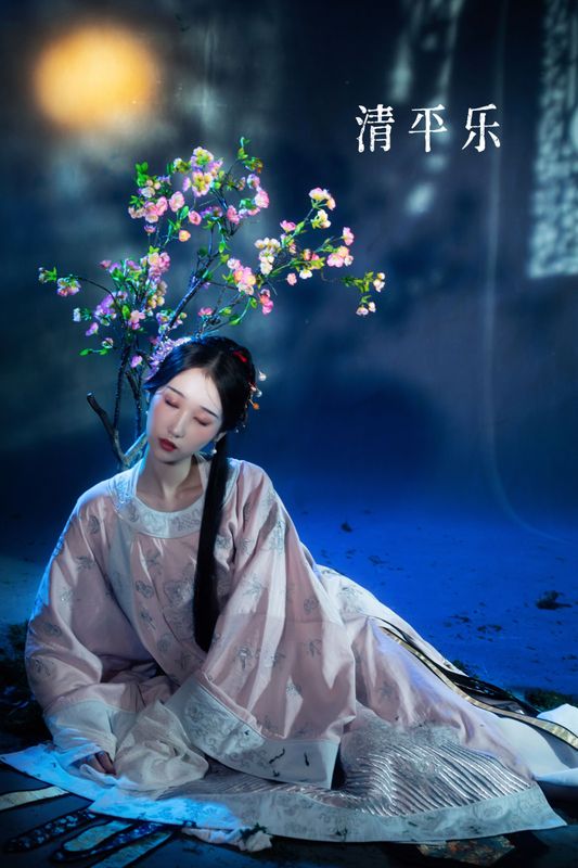 君君 – 《清平乐》[20P] - 机器猫次元