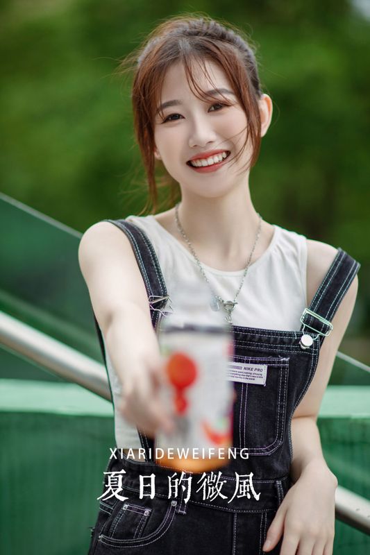 佩佩 – 《夏日的微风》[25P]