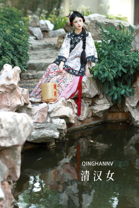 _喵喵家的小鱼干_ – 《清汉女》[30P]