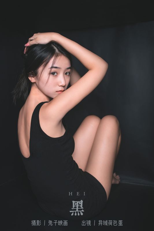 四月羊大冒险 – 《黑》[20P] - 机器猫次元