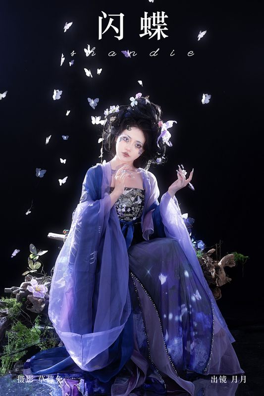 月月儿欲试 – 《闪蝶》[22P] - 机器猫次元