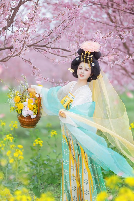 是雨诗呀 – 《踏青赏花实录》[13P]