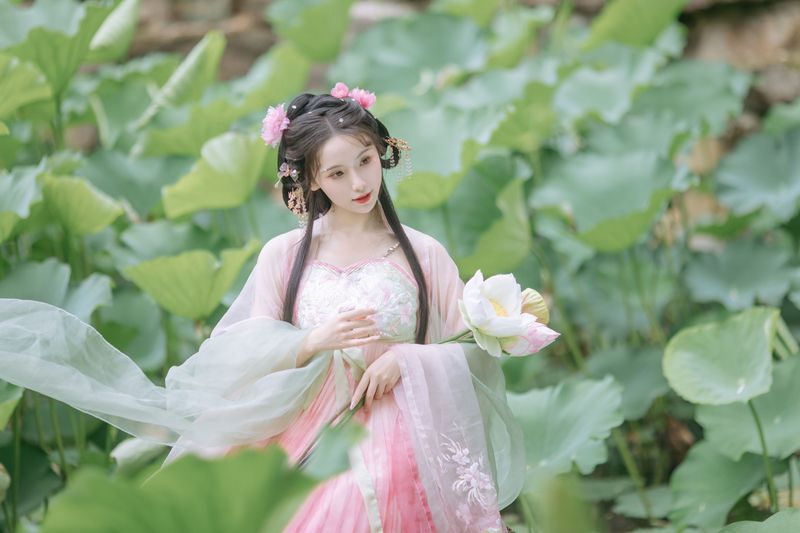 一小枝枝枝枝 – 《荷香袅袅》[18P] - 机器猫次元