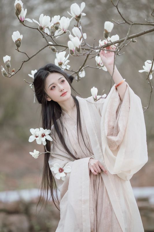 赤嫣在这里 – 《风动暗香浓》[13P] - 机器猫次元