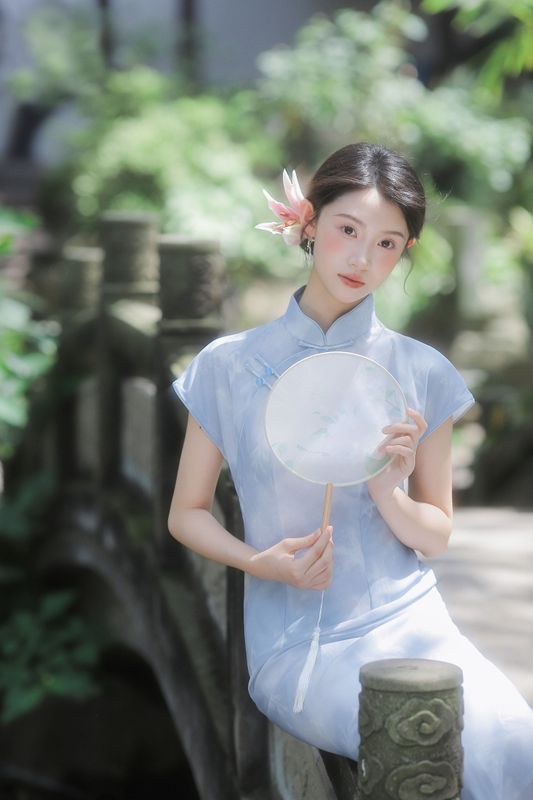 铜萱柒 – 《她是一朵清丽的百合花》[37P] - 机器猫次元
