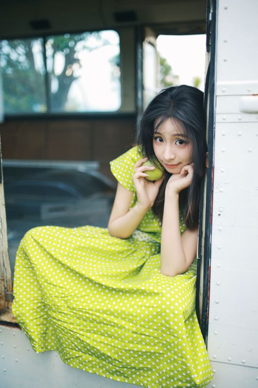小u – 《青苹果写真》[30P] - 机器猫次元