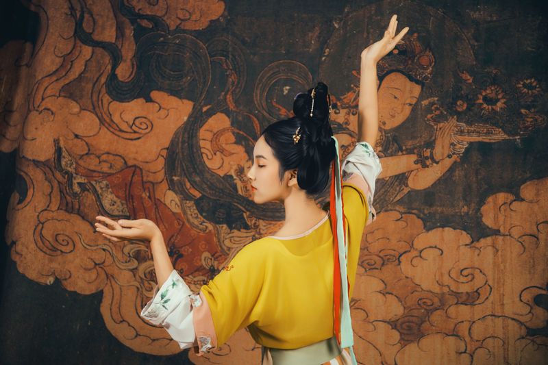 简小橙 – 《敦煌少女》[16P] - 机器猫次元
