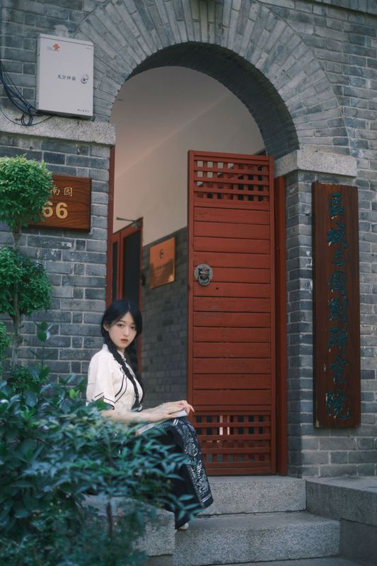 徐嘉悦 – 《百年前的女大学生》[30P] - 机器猫次元
